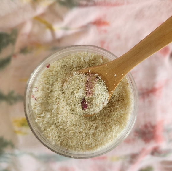 Handmade‎ Secret Garden fizzy bath salts - Picture 3 of 4
